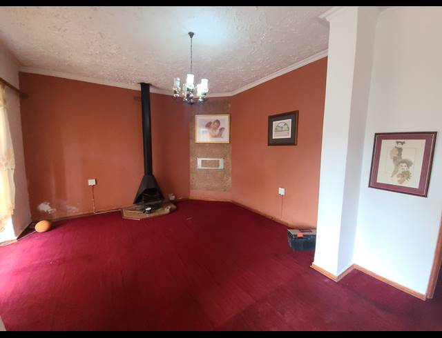 4 BEDROOM FREESTANDING FOR SALE IN SYDENHAM